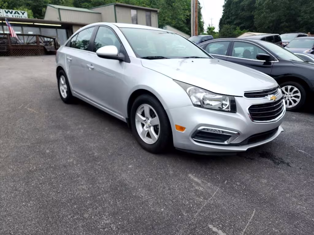 2015 Chevrolet Cruze - 1G1PC5SB4F7188239 - Image #2