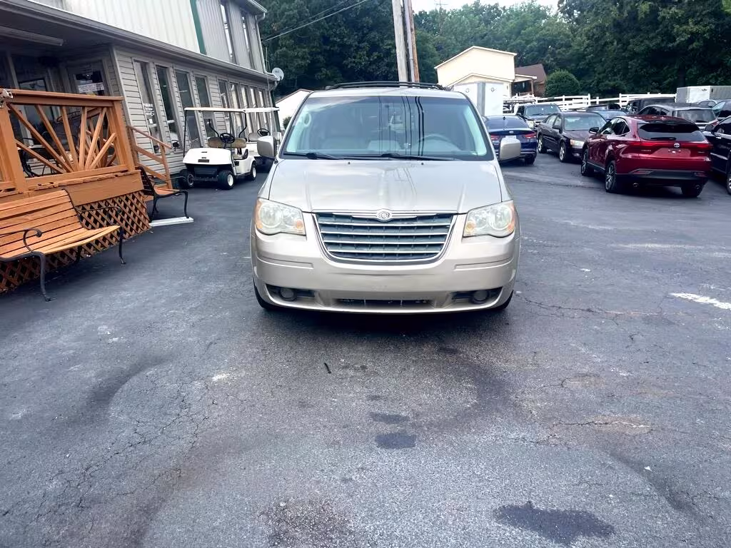 2009 Chrysler Town & Country - 2A8HR54199R630653 - Image #3